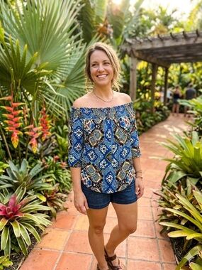 Women's Blue Off-Shoulder Printed Blouse